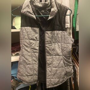 Black North Face vest, size small